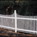402 Scalloped PVC Narrow Picket Fence
